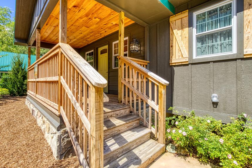 Lazy Creek Cottage